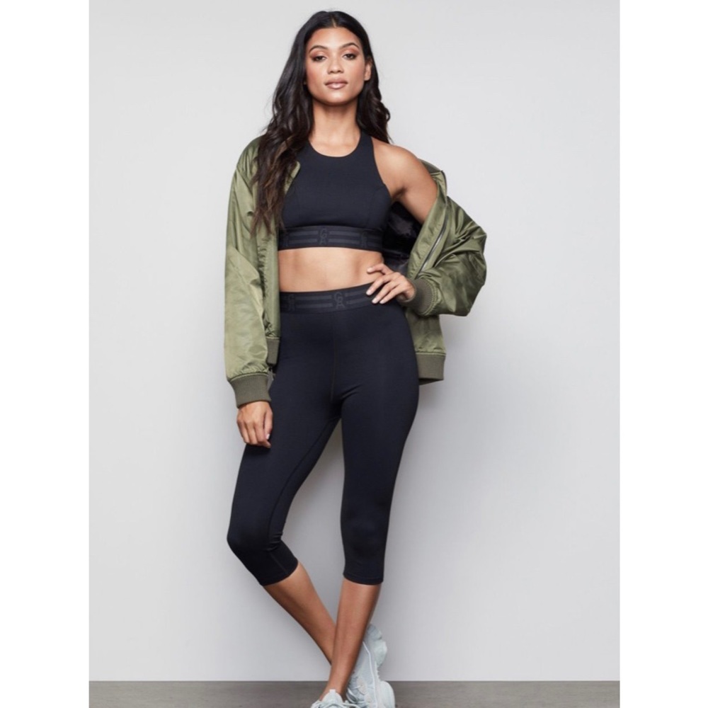 Good American Icon Capri Leggings size 0